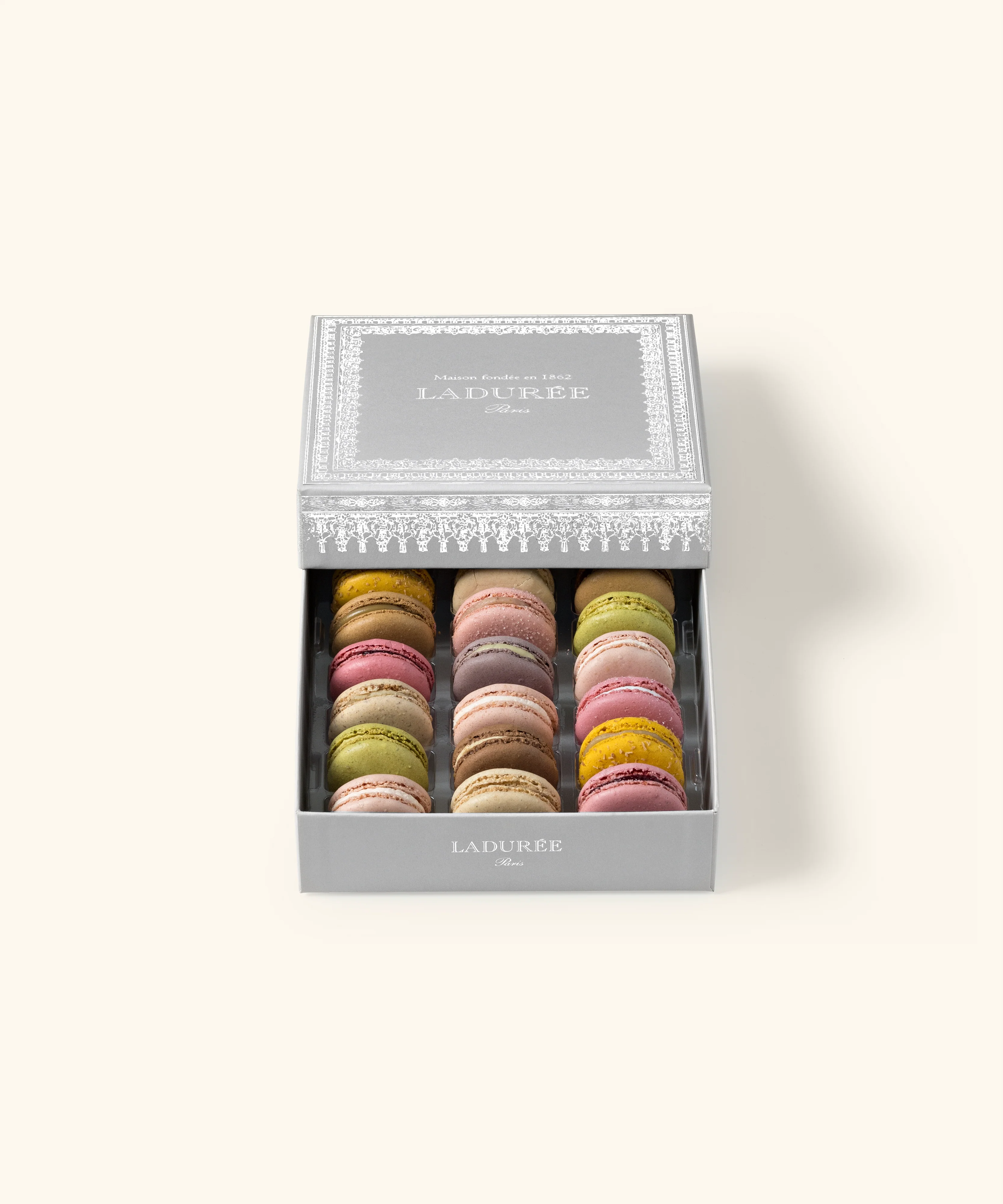 Coffret de 18 macarons "Napoléon"